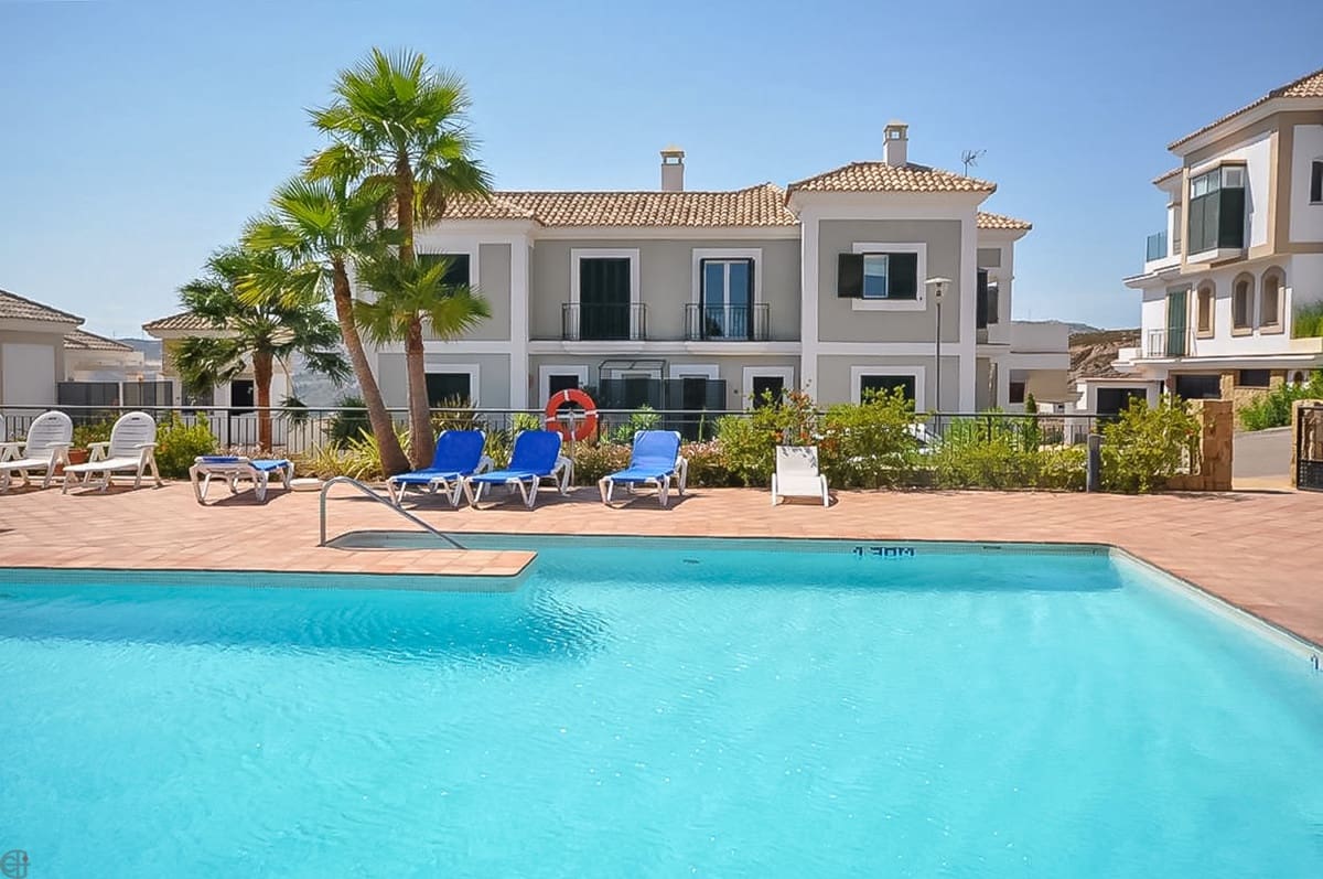 2 soveværelse Lejlighed til salg i Casares - € 535.000 (Ref: 9380617)