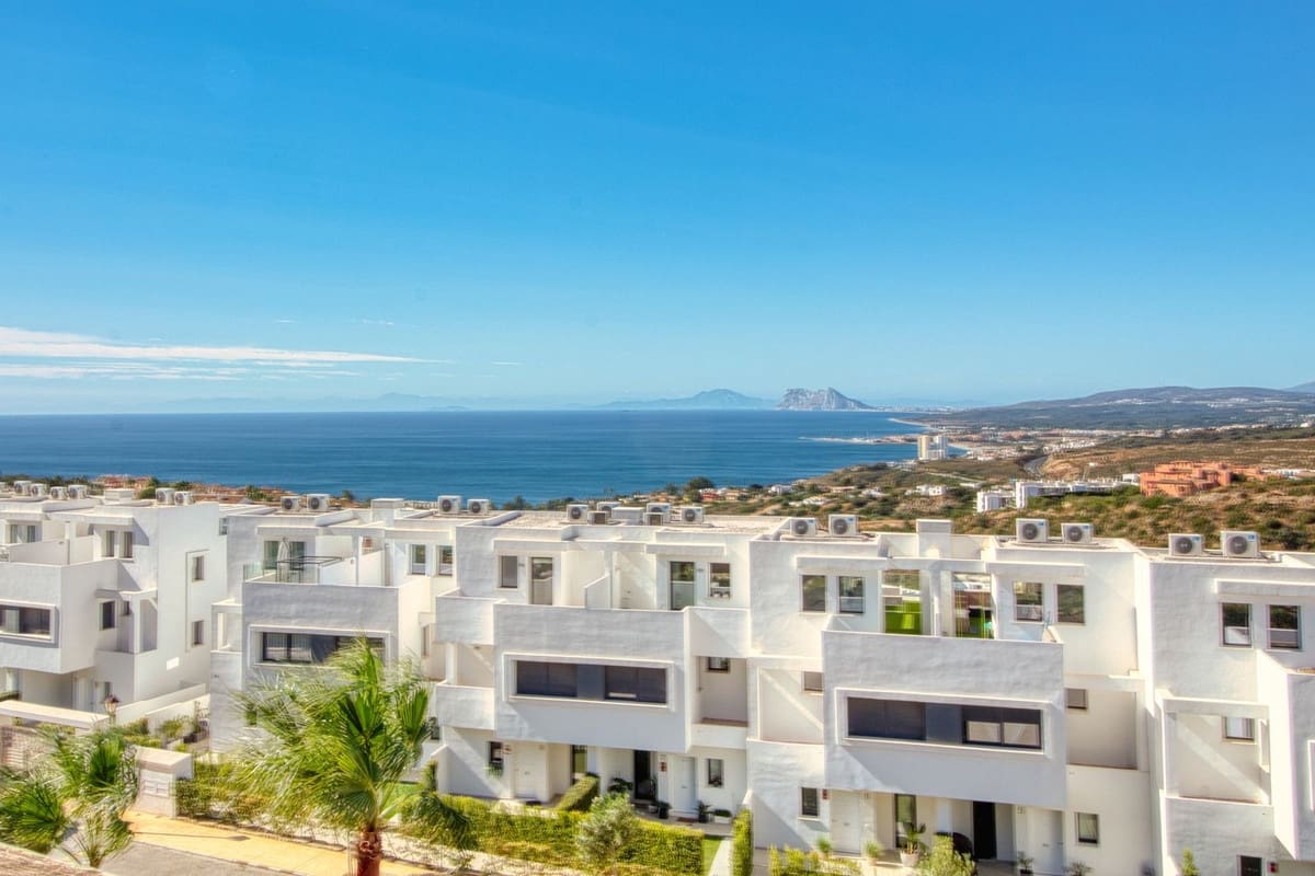 3 bedroom Townhouse for sale in Manilva - € 415,000 (Ref: 9380620)