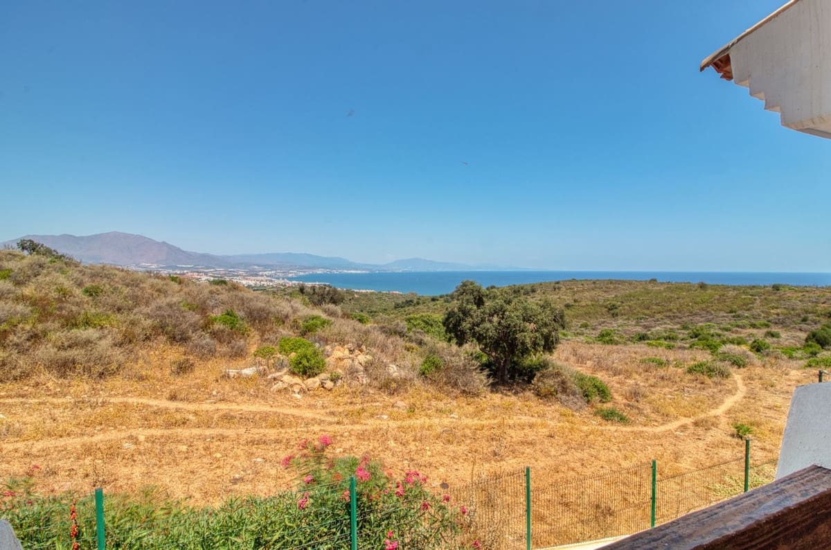 4 sovrum Hus till salu i Manilva - 545 000 € (Ref: 9380621)