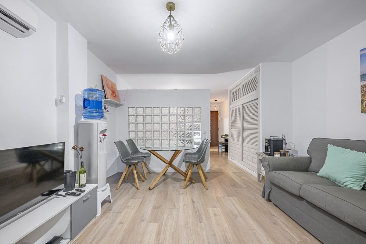 1 bedroom Studio for sale in Estepona - € 210,000 (Ref: 9380627)