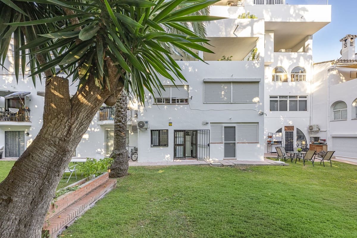 1 bedroom Studio for sale in Estepona - € 210,000 (Ref: 9380627)