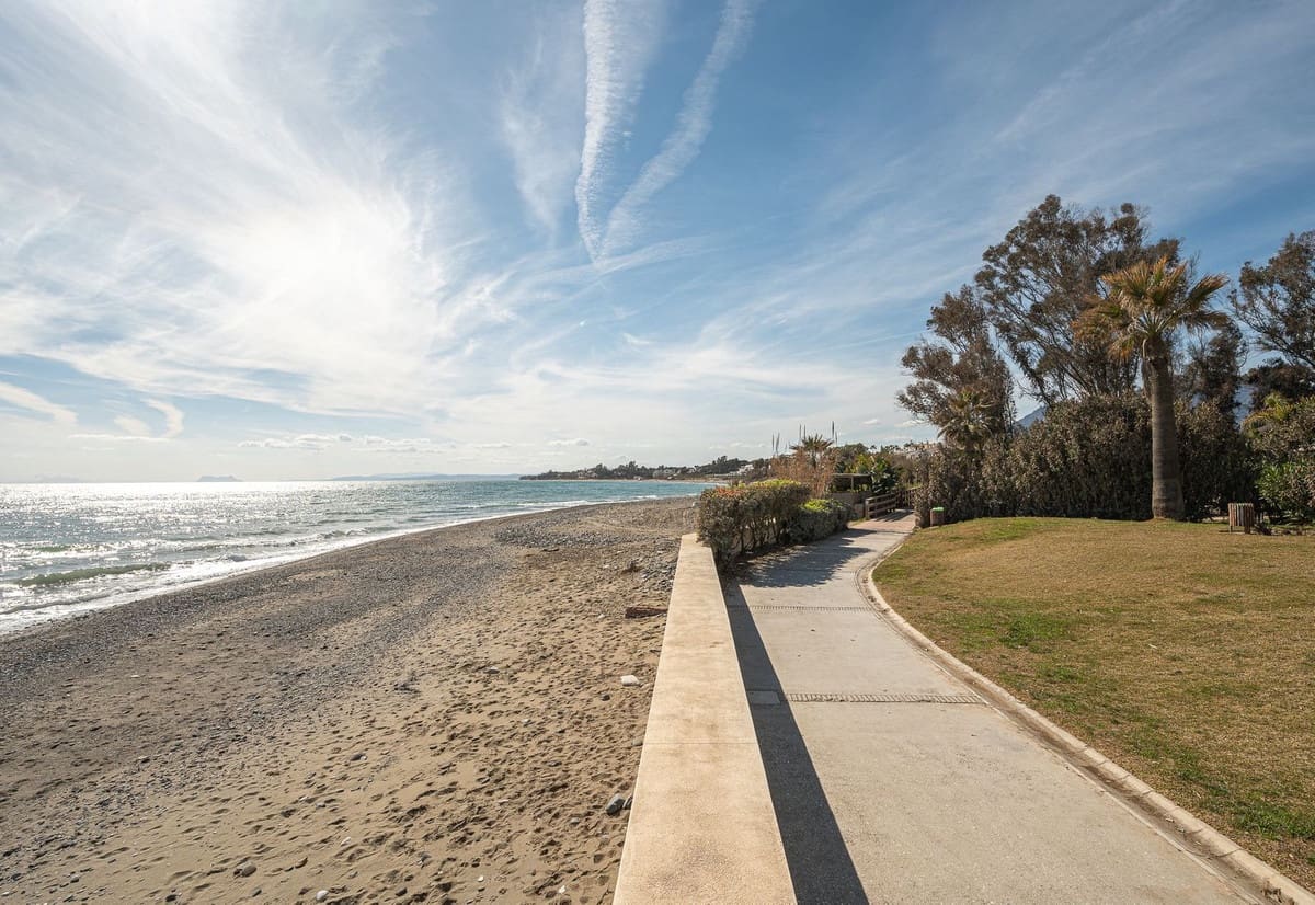 1 makuuhuone Yksiö myytävänä paikassa Estepona - 210 000 € (Ref: 9380627)