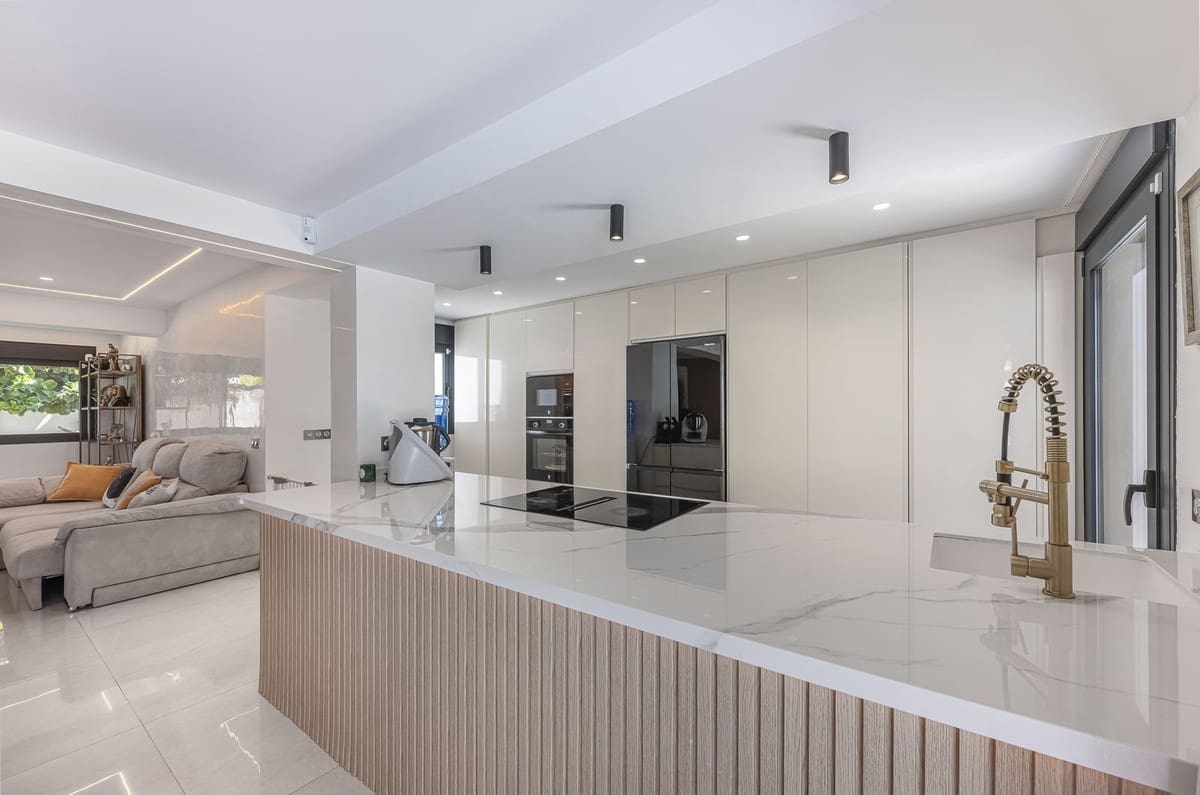 3 quarto Moradia para venda em Estepona - 1 800 000 € (Ref: 9380630)