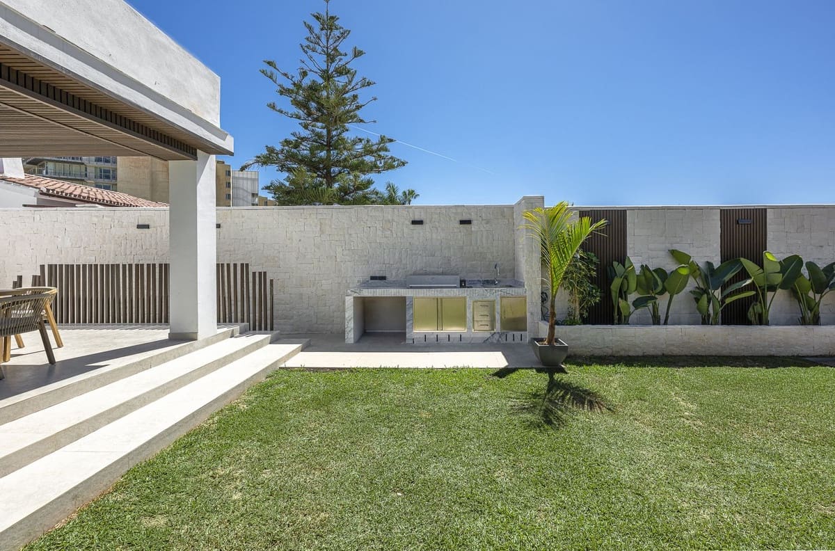 3 quarto Moradia para venda em Estepona - 1 800 000 € (Ref: 9380630)