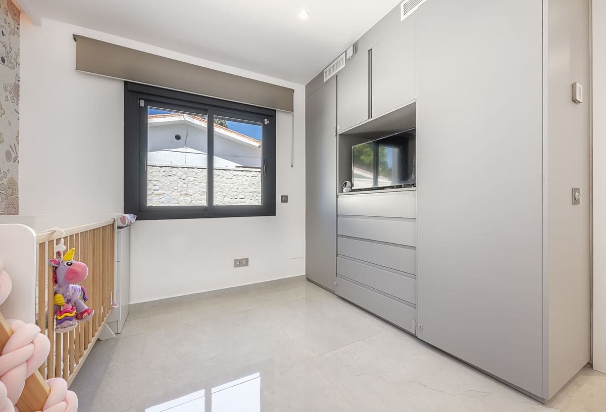 3 quarto Moradia para venda em Estepona - 1 800 000 € (Ref: 9380630)