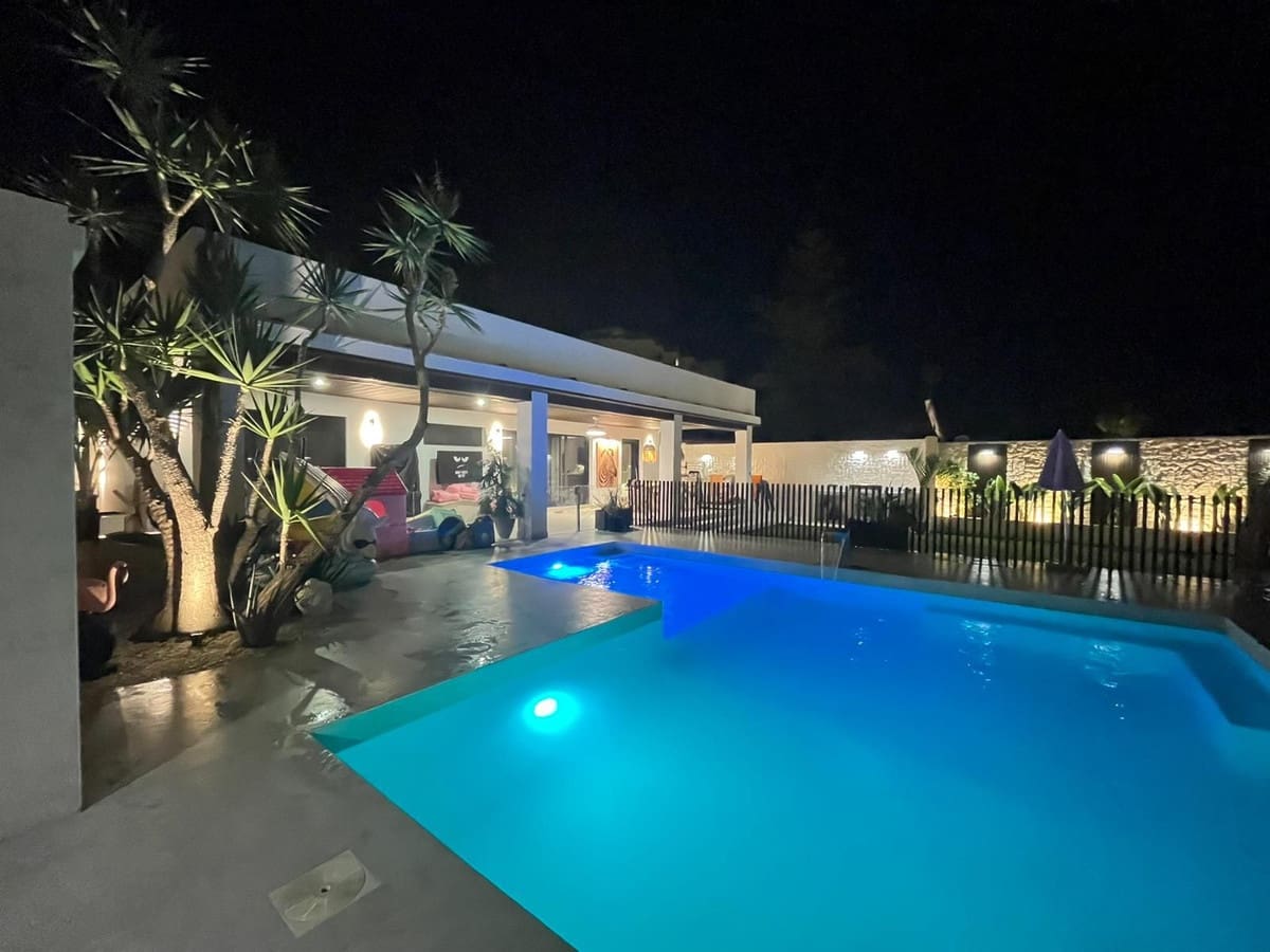 3 quarto Moradia para venda em Estepona - 1 800 000 € (Ref: 9380630)