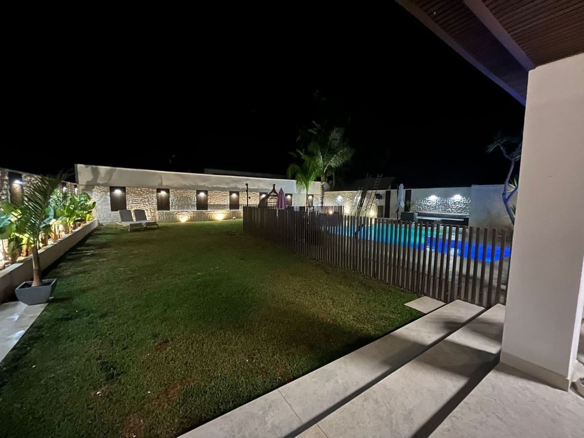 3 quarto Moradia para venda em Estepona - 1 800 000 € (Ref: 9380630)