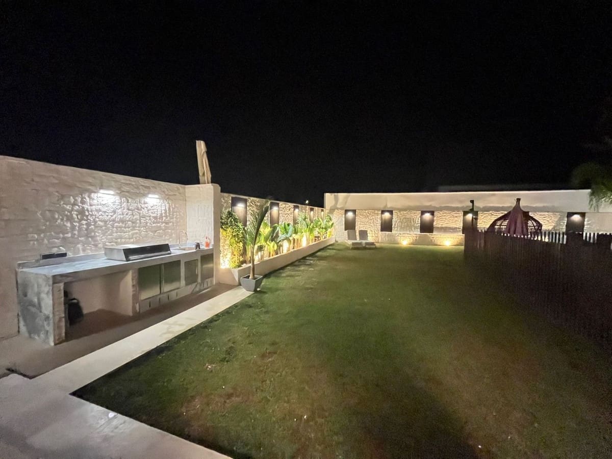 3 soverom Villa til salgs i Estepona - € 1 690 000 (Ref: 9380630)