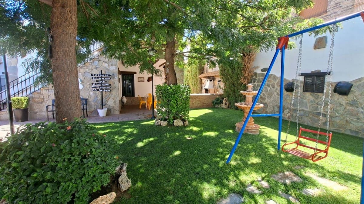 6 soveværelse Villa til salg i Arriate - € 380.000 (Ref: 9380631)