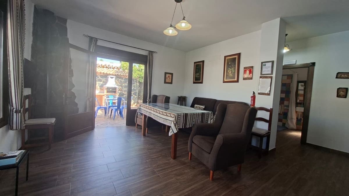 6 soveværelse Villa til salg i Arriate - € 380.000 (Ref: 9380631)