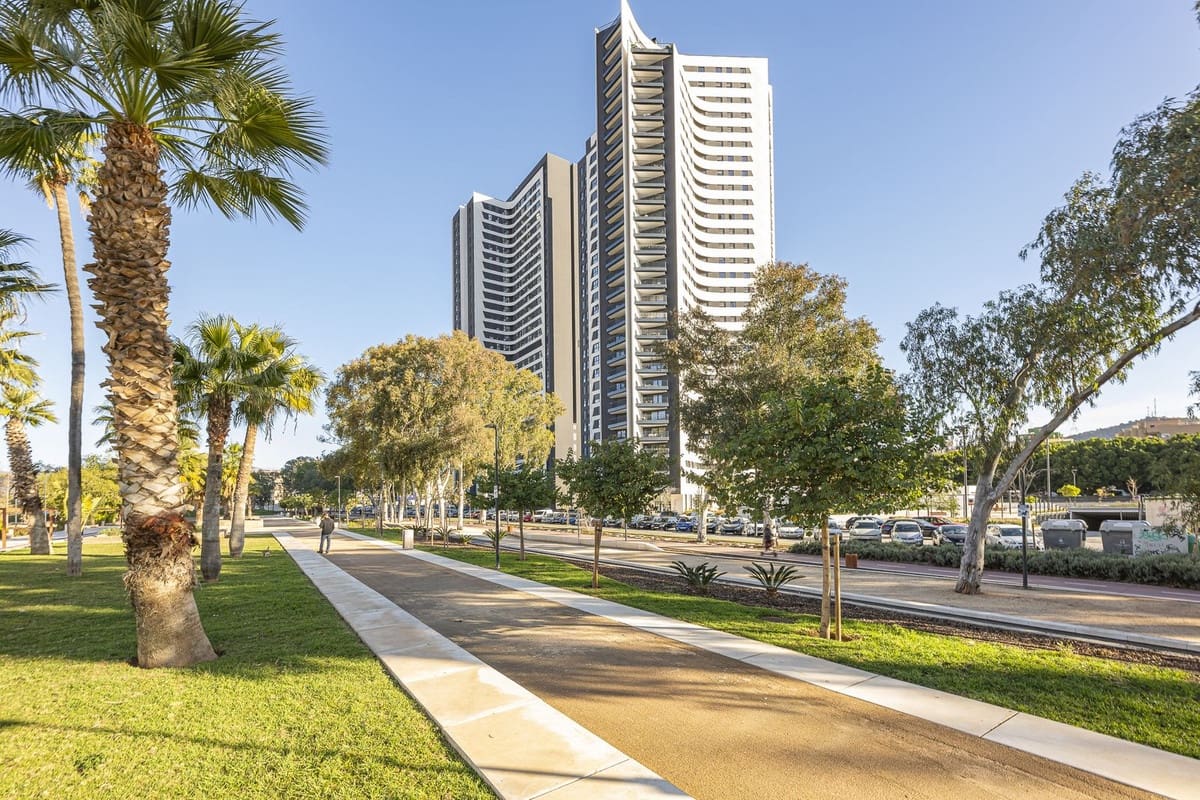 1 quarto Apartamento para venda em Malaga cidade - 375 000 € (Ref: 9380632)