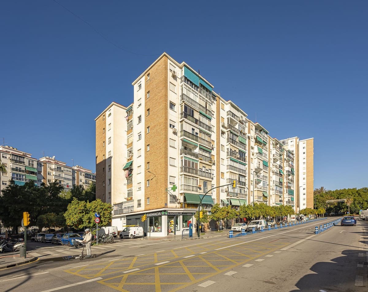 1 quarto Apartamento para venda em Malaga cidade - 375 000 € (Ref: 9380632)