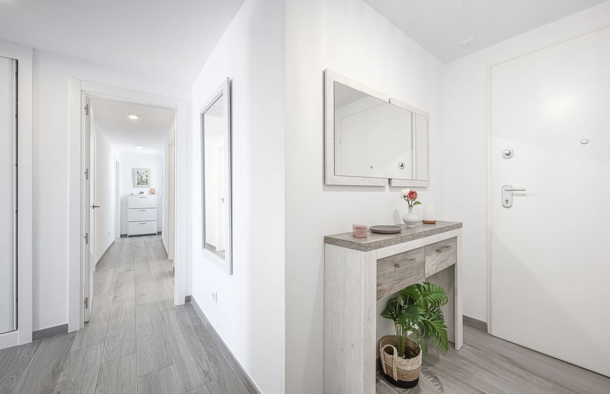 Apartamento de 3 habitaciones en Rincón de la Victoria en venta - 474.000 € (Ref: 9380633)