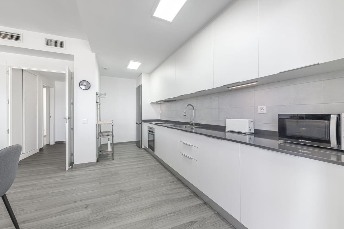 Apartamento de 3 habitaciones en Rincón de la Victoria en venta - 474.000 € (Ref: 9380633)