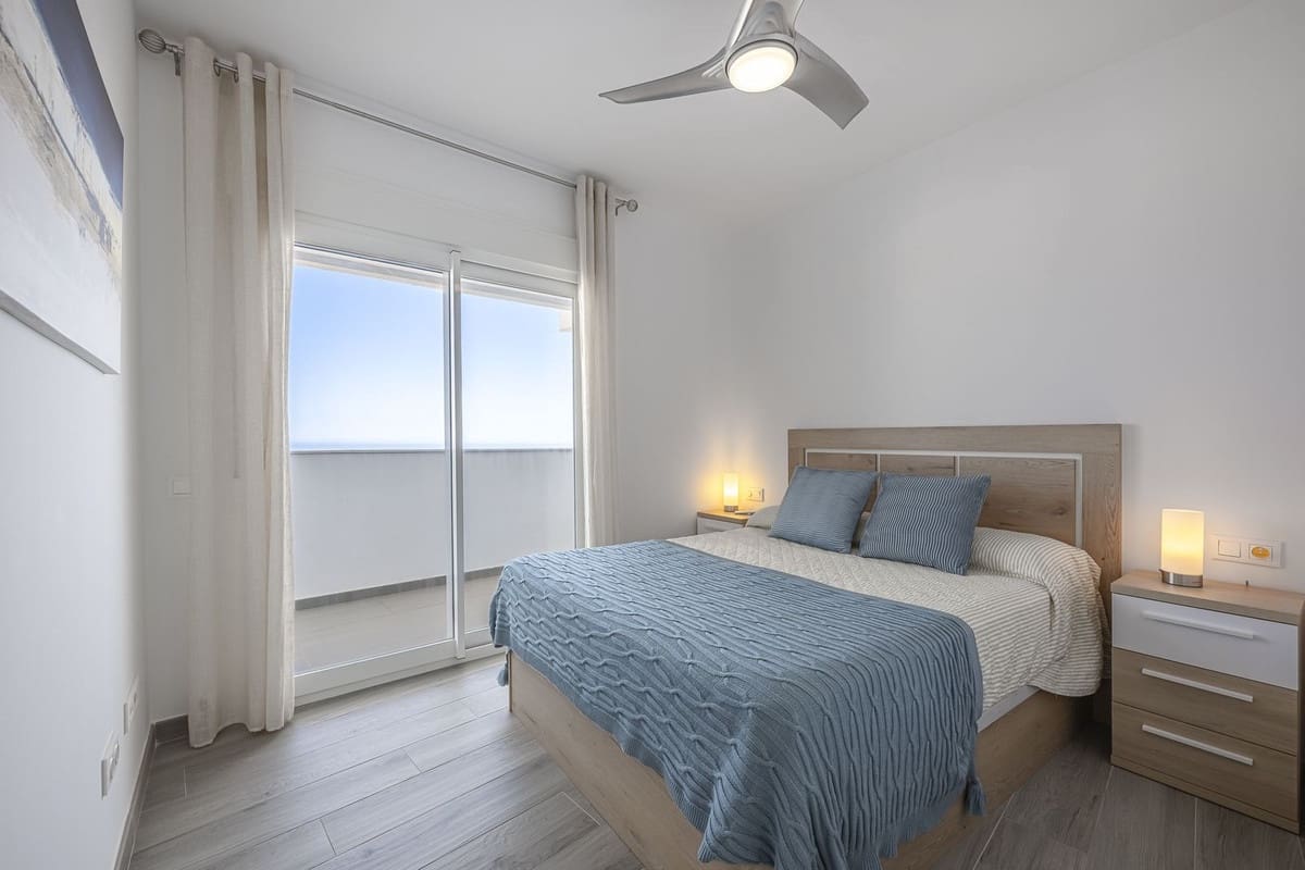 Apartamento de 3 habitaciones en Rincón de la Victoria en venta - 474.000 € (Ref: 9380633)