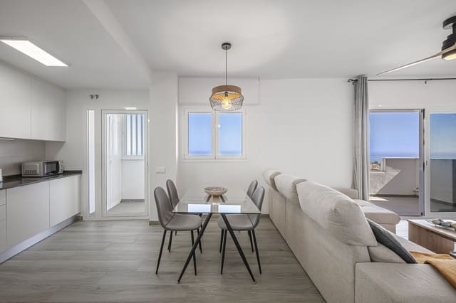 Apartamento de 3 habitaciones en Rincón de la Victoria en venta - 474.000 € (Ref: 9380633)