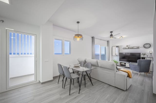 Apartamento de 3 habitaciones en Rincón de la Victoria en venta - 474.000 € (Ref: 9380633)