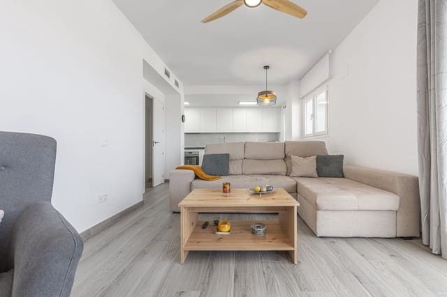 Apartamento de 3 habitaciones en Rincón de la Victoria en venta - 474.000 € (Ref: 9380633)