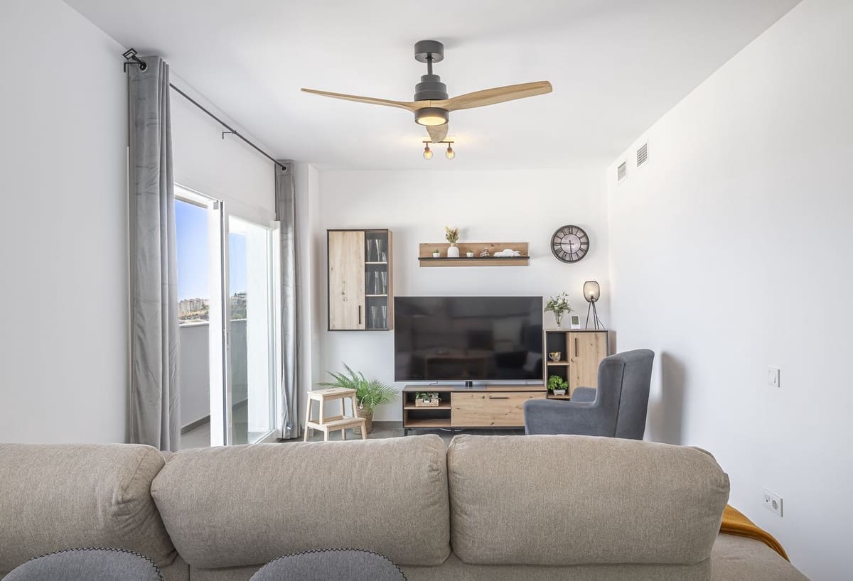 Apartamento de 3 habitaciones en Rincón de la Victoria en venta - 474.000 € (Ref: 9380633)