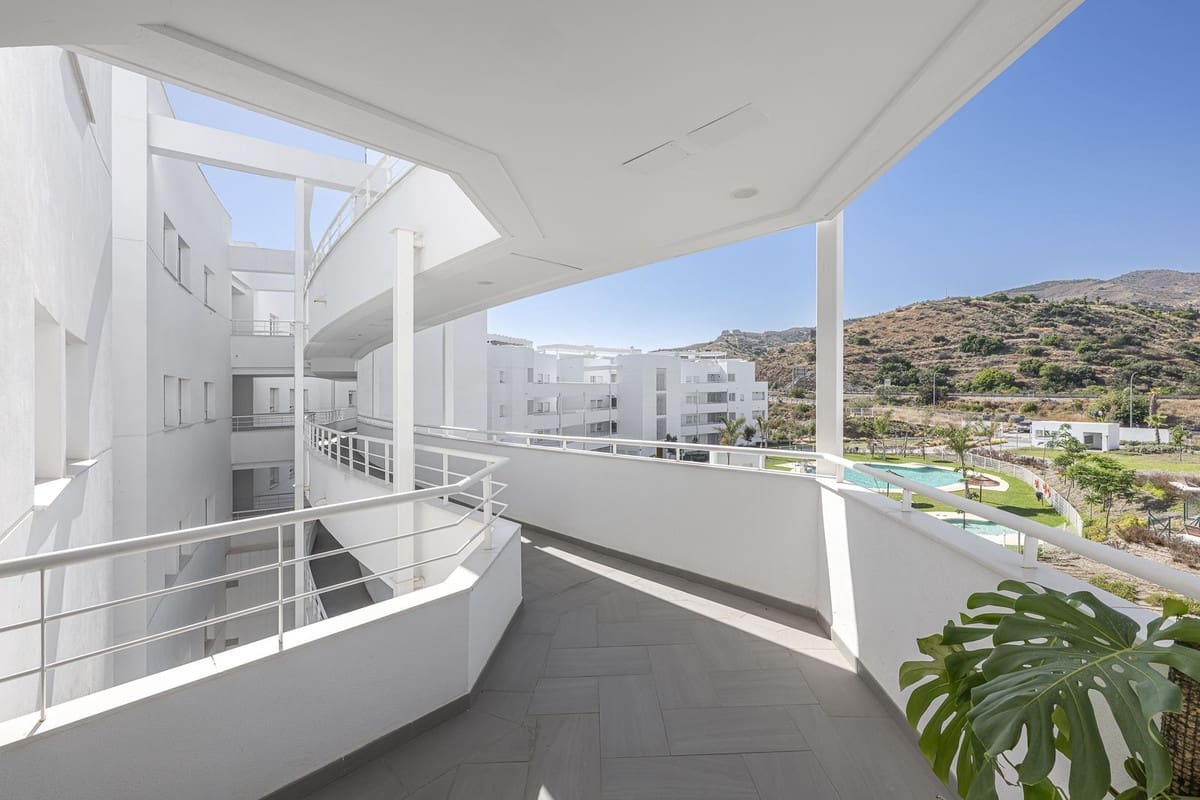 Apartamento de 3 habitaciones en Rincón de la Victoria en venta - 474.000 € (Ref: 9380633)