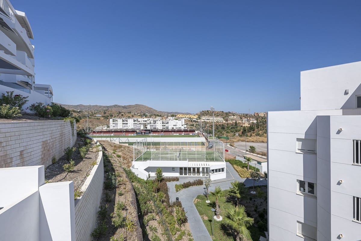 Apartamento de 3 habitaciones en Rincón de la Victoria en venta - 474.000 € (Ref: 9380633)