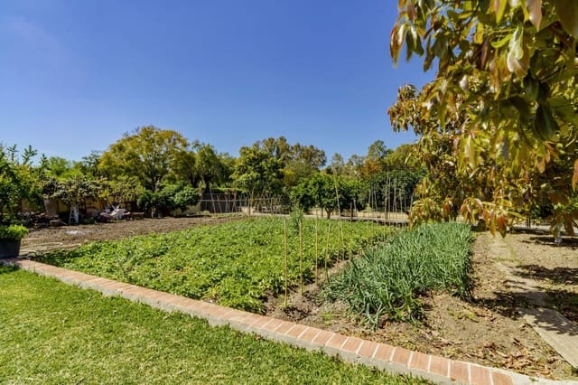 5 soveværelse Villa til salg i La Quinta, Benahavís - € 1.980.000 (Ref: 9380634)