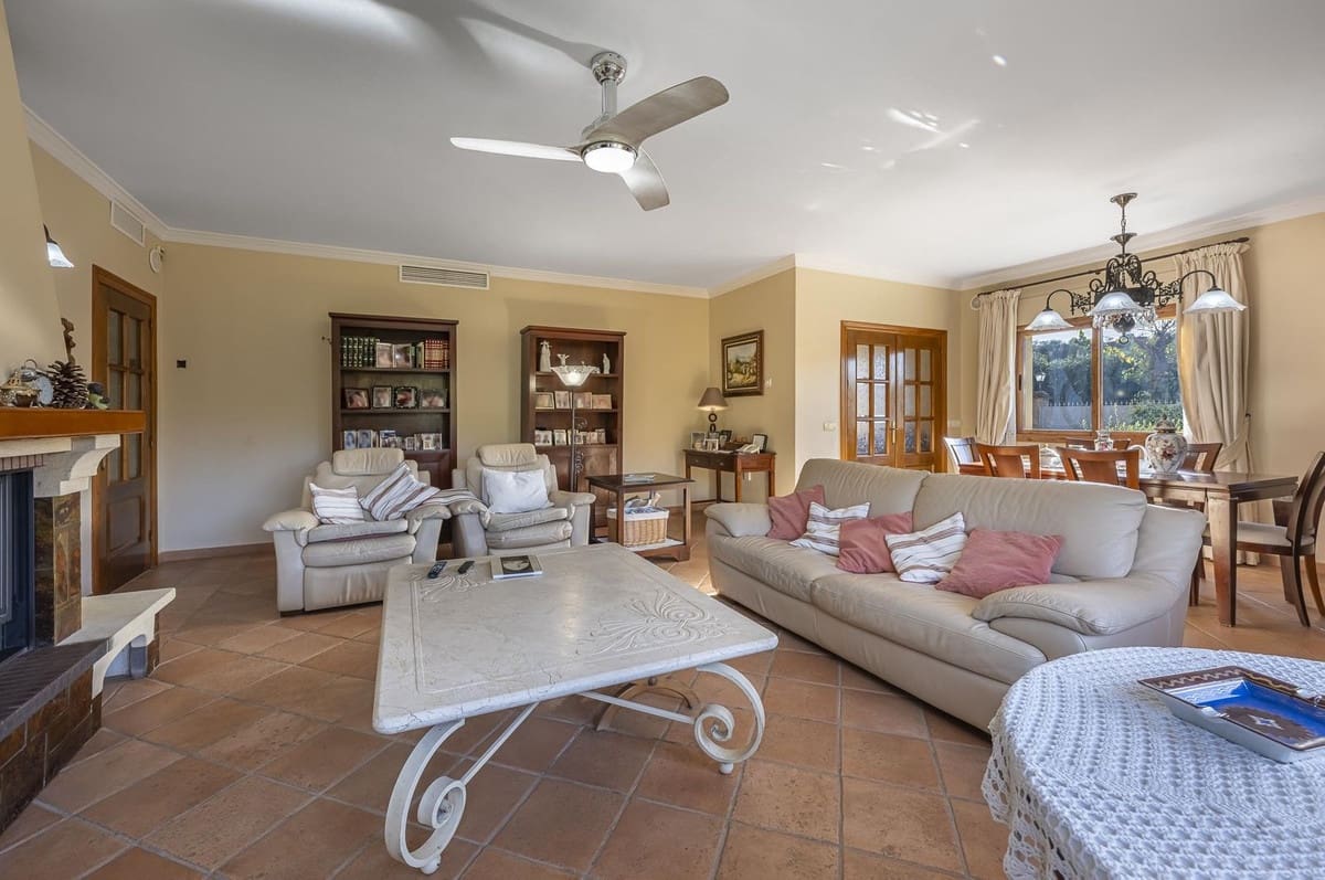 5 soveværelse Villa til salg i La Quinta - € 1.980.000 (Ref: 9380634)