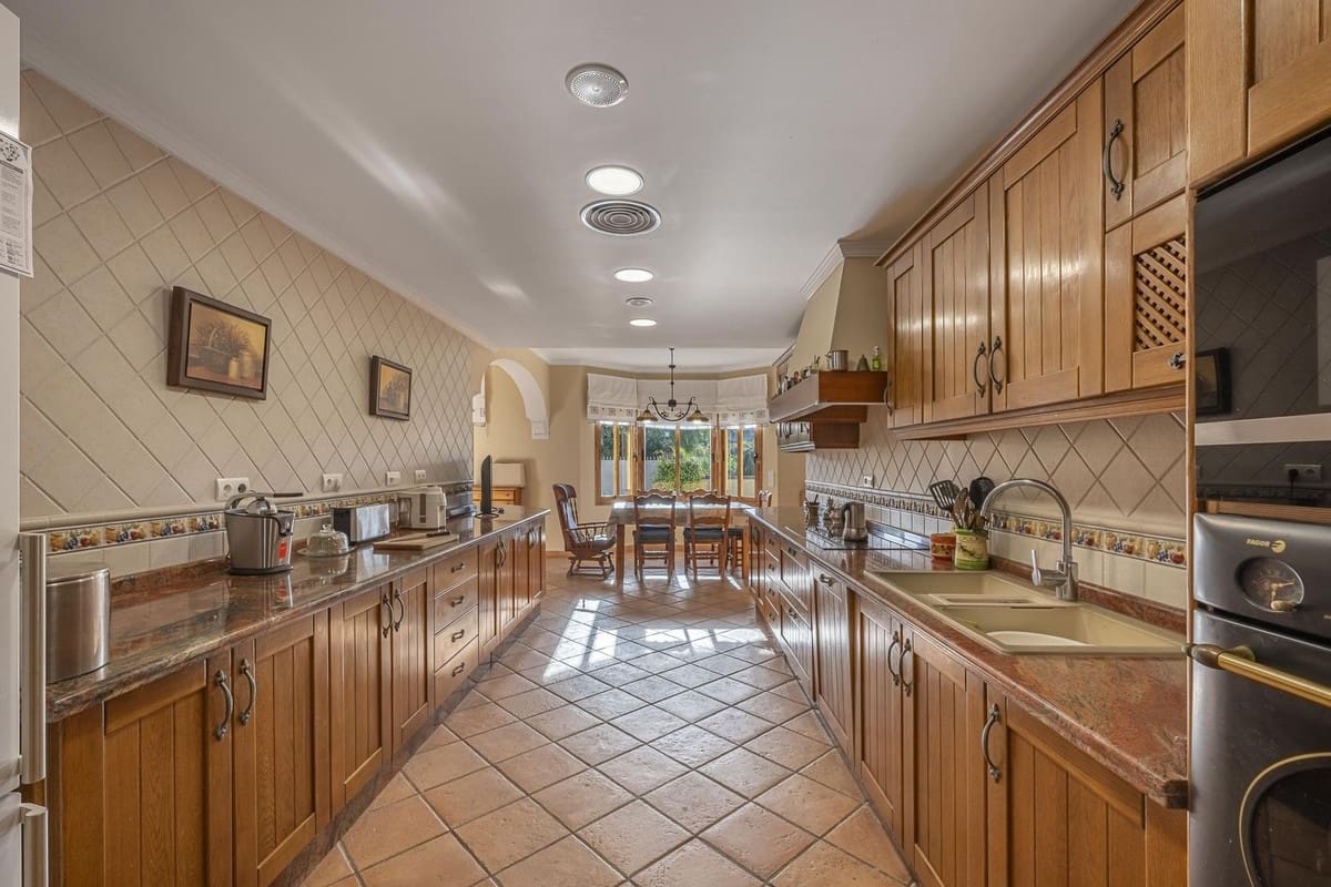 5 soveværelse Villa til salg i La Quinta - € 1.980.000 (Ref: 9380634)