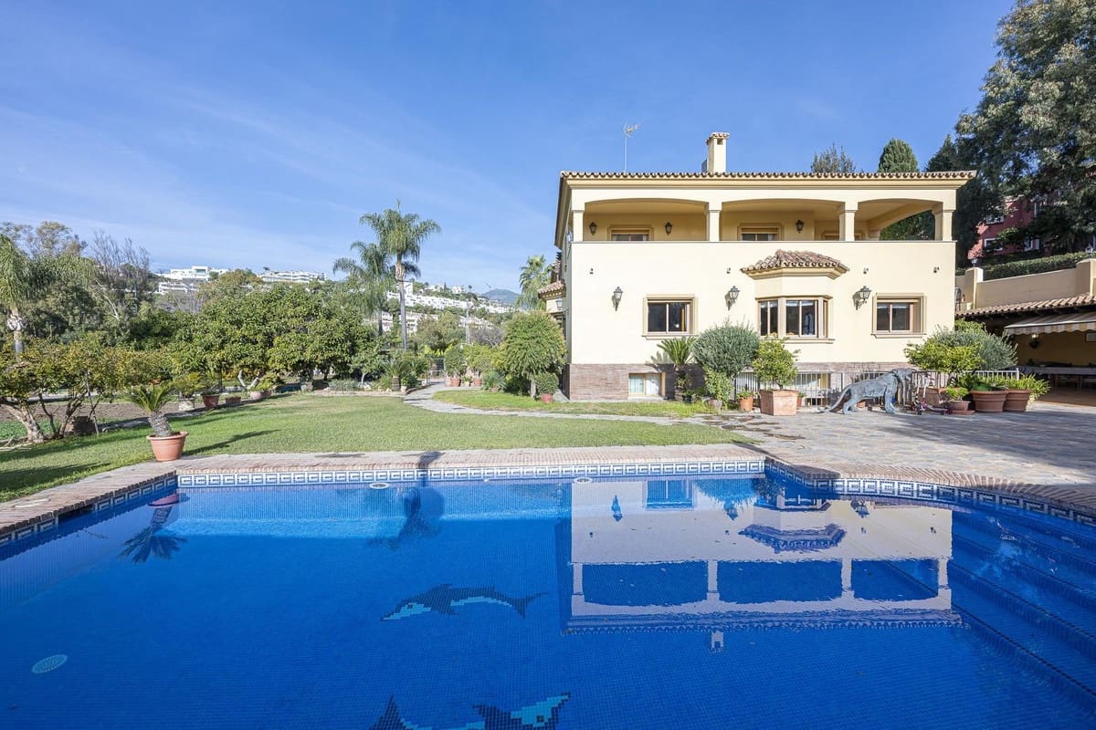 5 soveværelse Villa til salg i La Quinta - € 1.980.000 (Ref: 9380634)