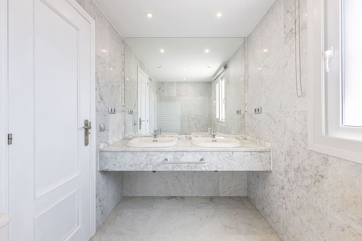 4 sovrum Hus till salu i Marbella - 870 000 € (Ref: 9380635)