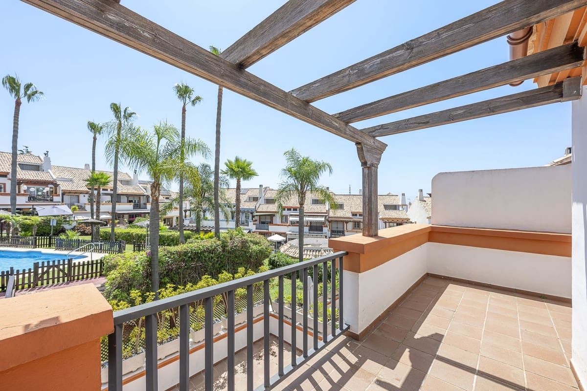 4 sovrum Hus till salu i Marbella - 870 000 € (Ref: 9380635)