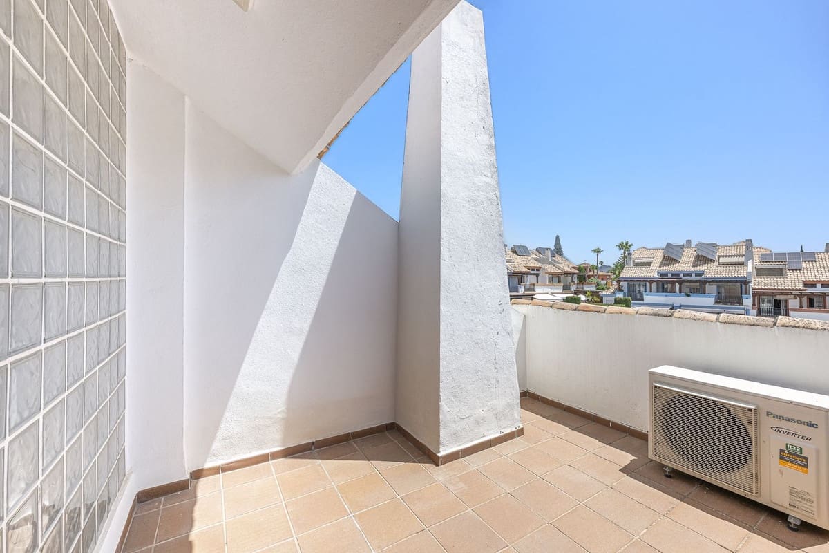 4 Zimmer Finca/Landgut zu verkaufen in Marbella mit Garage - 795.000 € (Ref: 9380635)