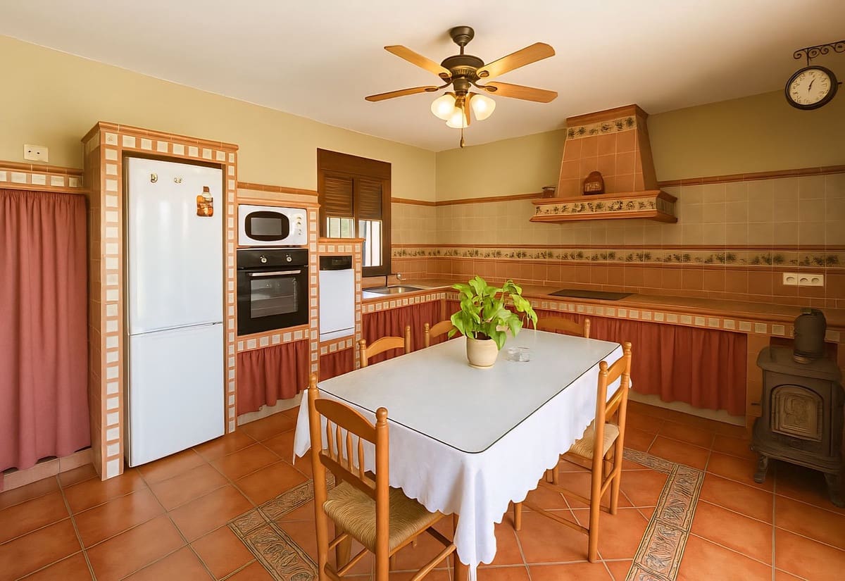 4 Zimmer Villa zu verkaufen in Arriate - 295.000 € (Ref: 9380636)