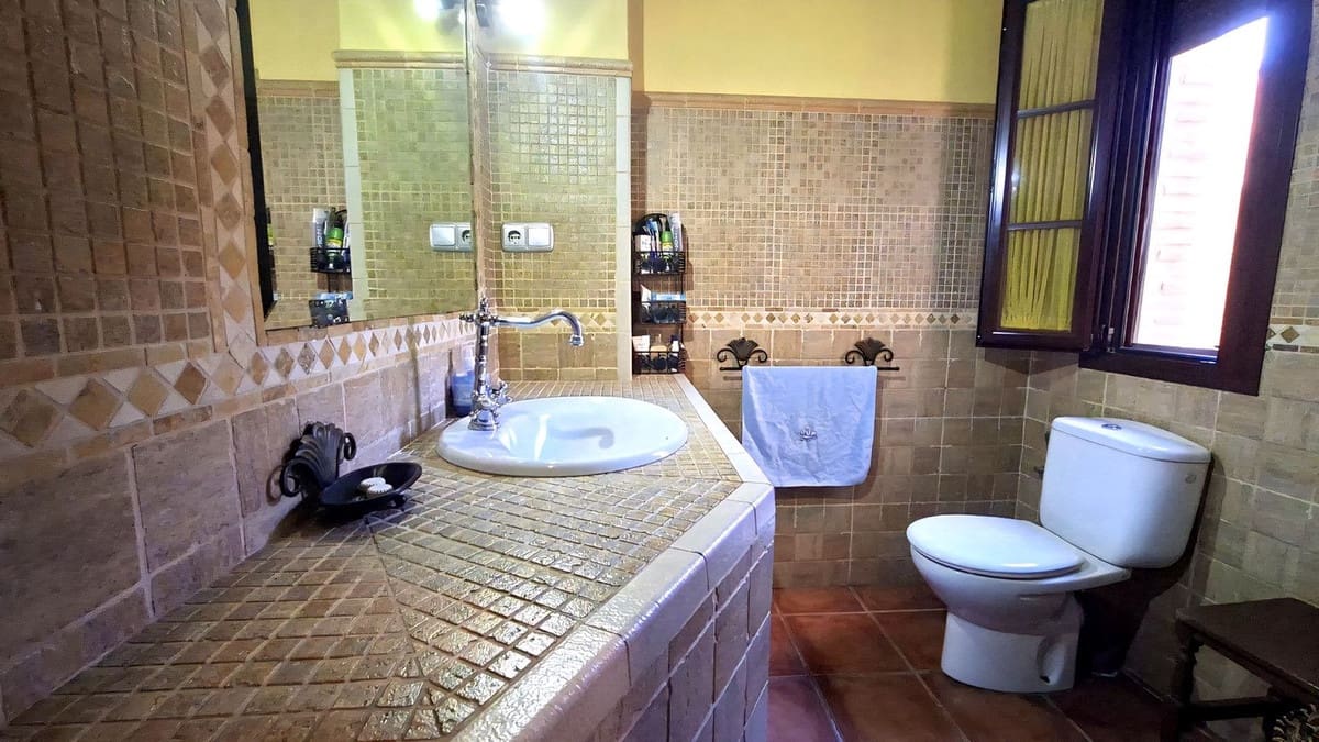 4 Zimmer Villa zu verkaufen in Arriate - 295.000 € (Ref: 9380636)