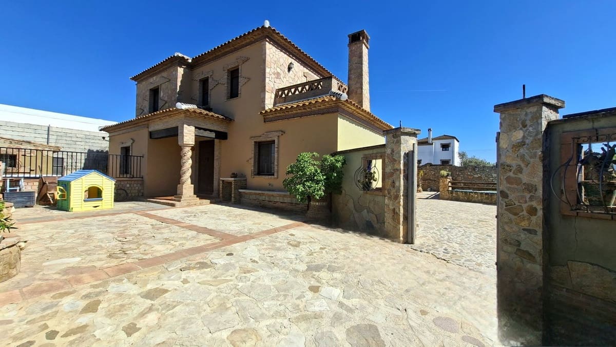 4 Zimmer Villa zu verkaufen in Arriate - 295.000 € (Ref: 9380636)