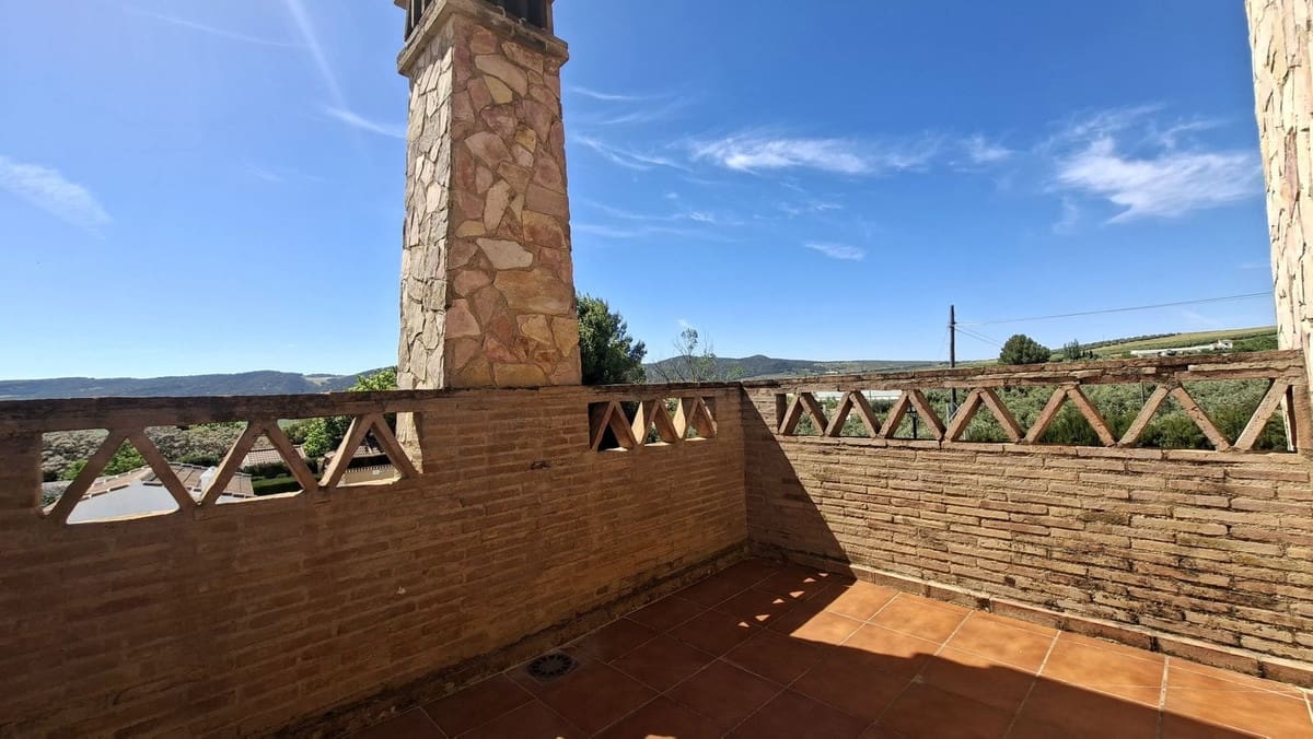 4 Zimmer Villa zu verkaufen in Arriate - 295.000 € (Ref: 9380636)