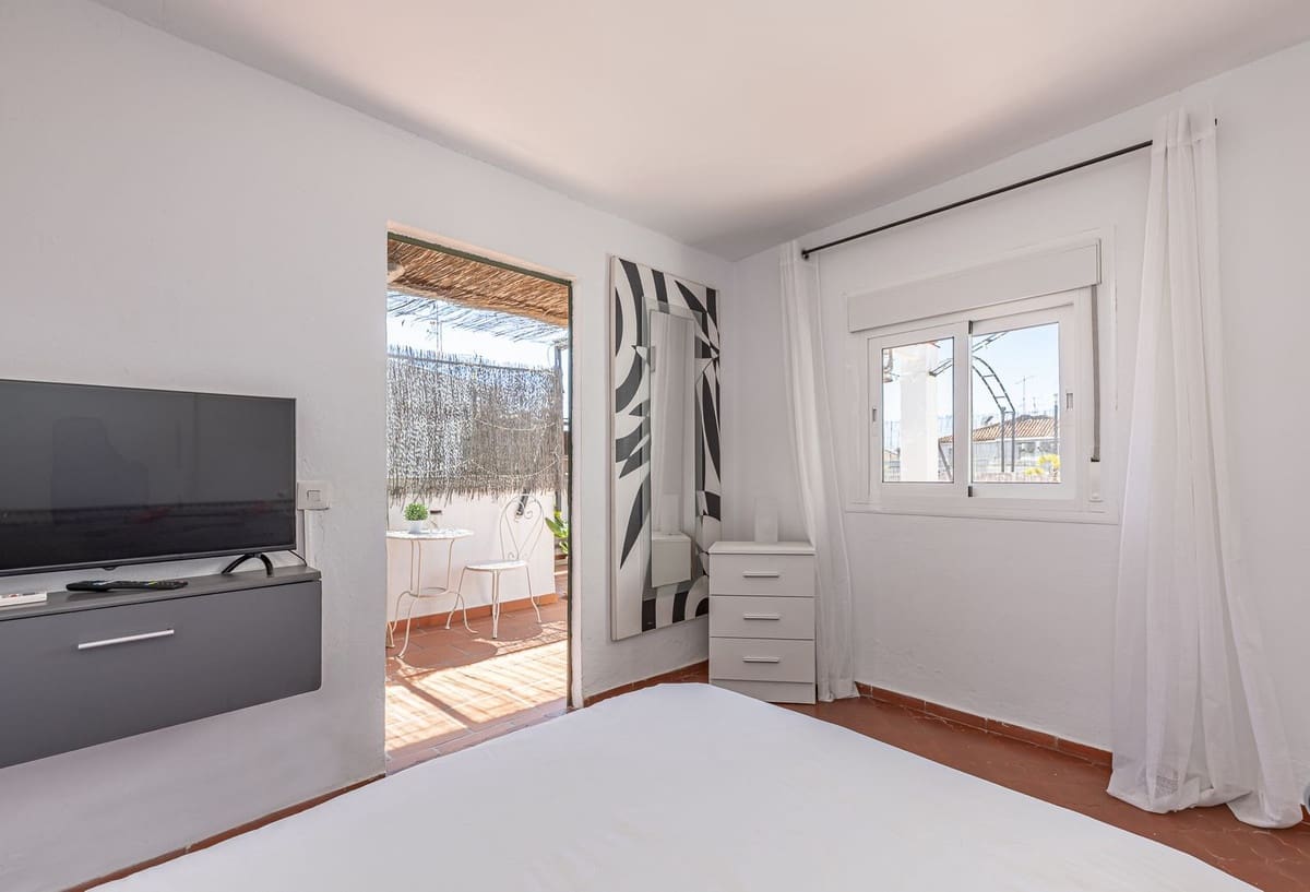 6 sypialnia Penthouse na sprzedaż w San Pedro de Alcantara - 499 000 € (Ref: 9380637)