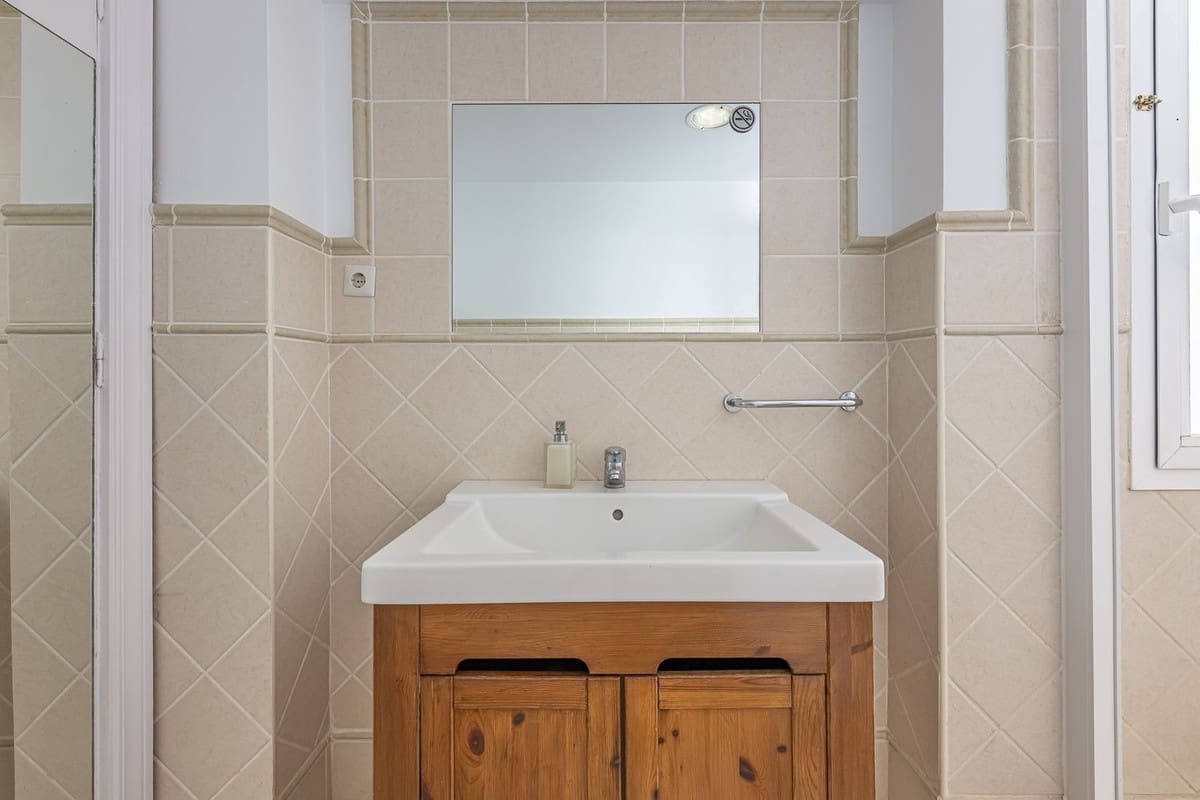 6 sypialnia Penthouse na sprzedaż w San Pedro de Alcantara - 499 000 € (Ref: 9380637)