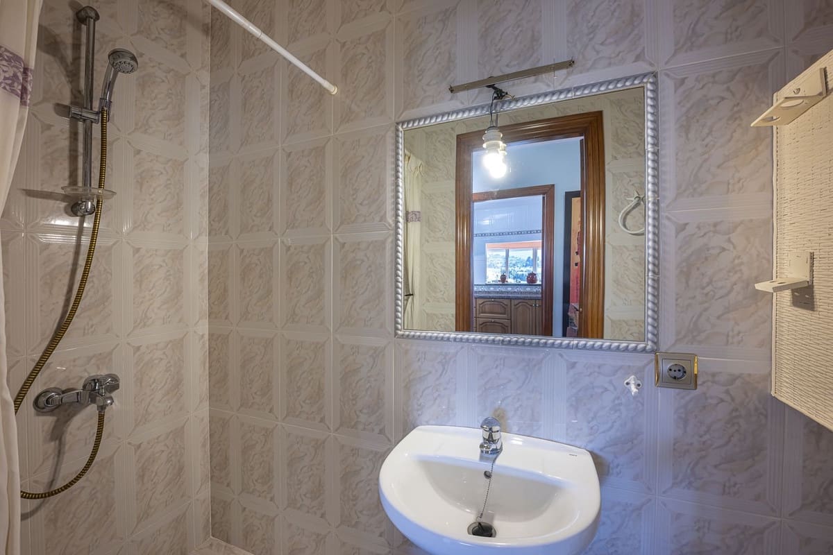 4 soveværelse Villa til salg i San Pedro de Alcantara - € 637.000 (Ref: 9380638)