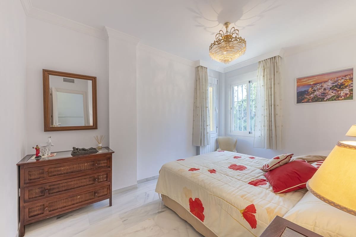 3 chambre Finca/Maison de Campagne à vendre à Marbella - 670 000 € (Ref: 9380640)