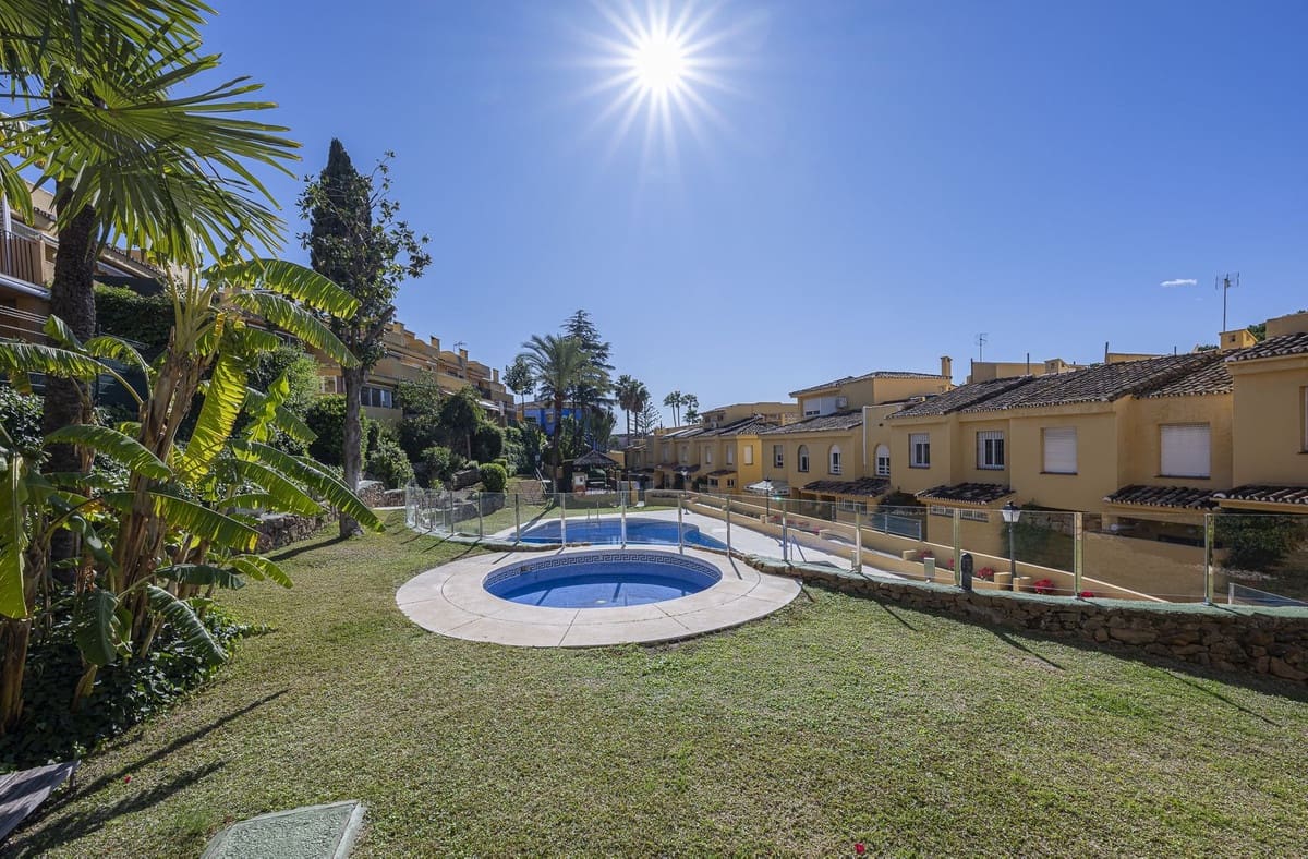3 chambre Finca/Maison de Campagne à vendre à Marbella - 670 000 € (Ref: 9380640)