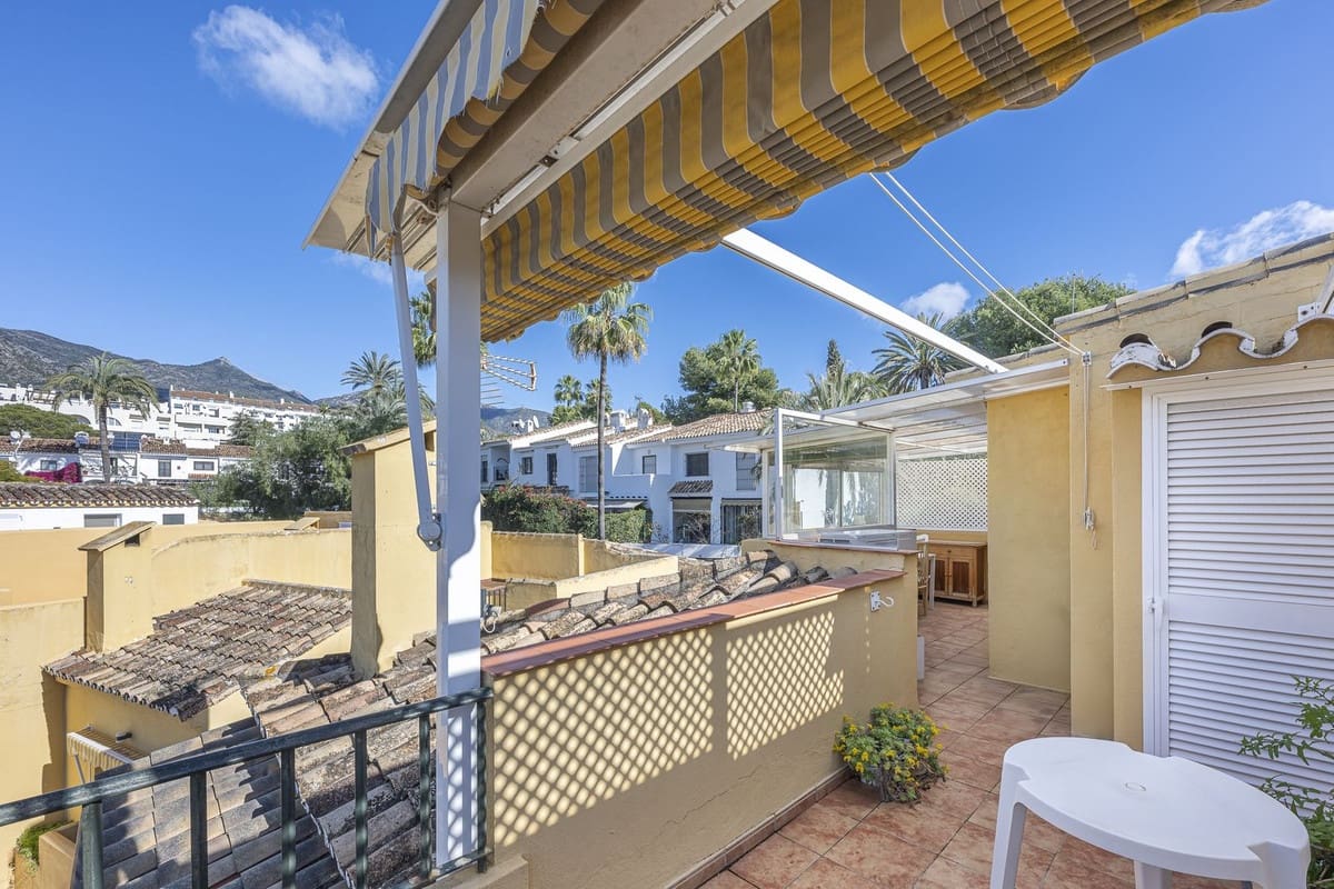 3 bedroom Finca/Country House for sale in Marbella - € 670,000 (Ref: 9380640)