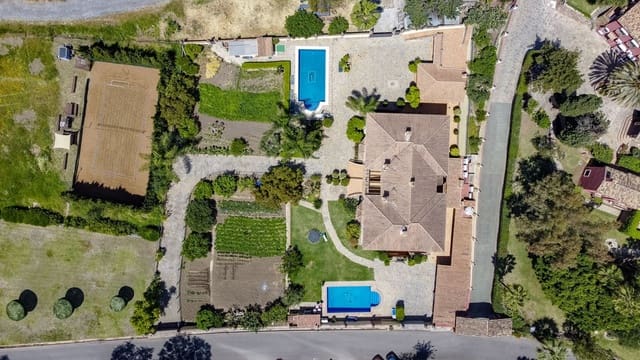 10 sovrum Villa till salu i La Quinta, Benahavís - 3 950 000 € (Ref: 9380641)