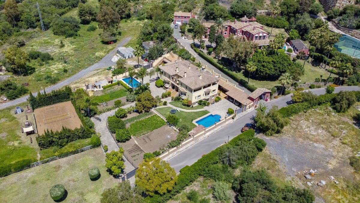 10 sypialnia Willa na sprzedaż w La Quinta - 3 830 000 € (Ref: 9380641)