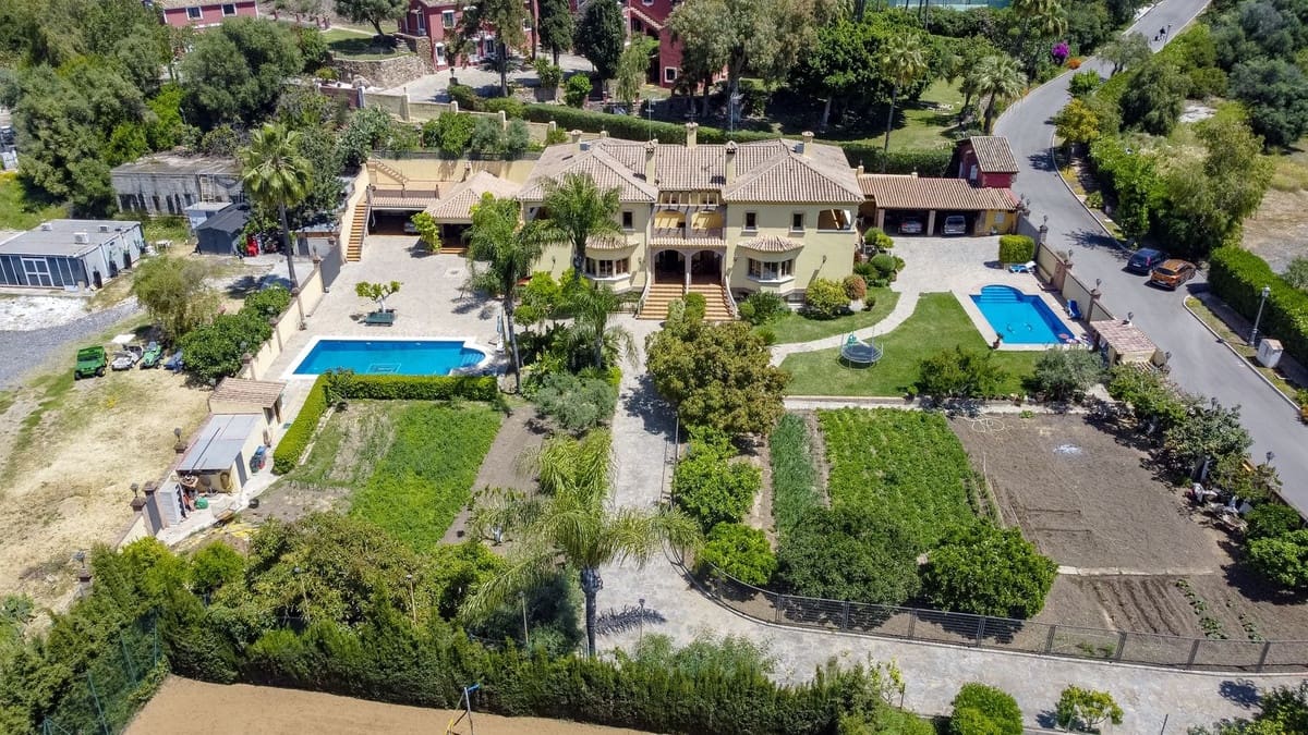 10 sypialnia Willa na sprzedaż w La Quinta - 3 830 000 € (Ref: 9380641)