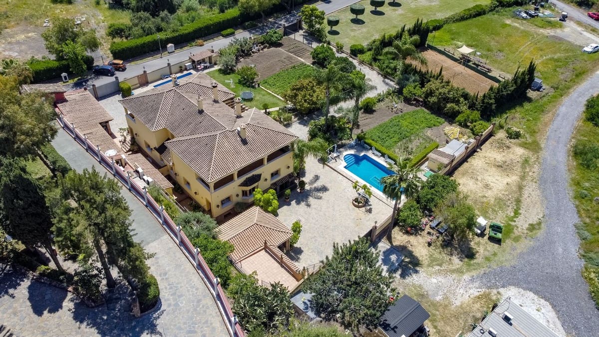 10 sypialnia Willa na sprzedaż w La Quinta - 3 830 000 € (Ref: 9380641)