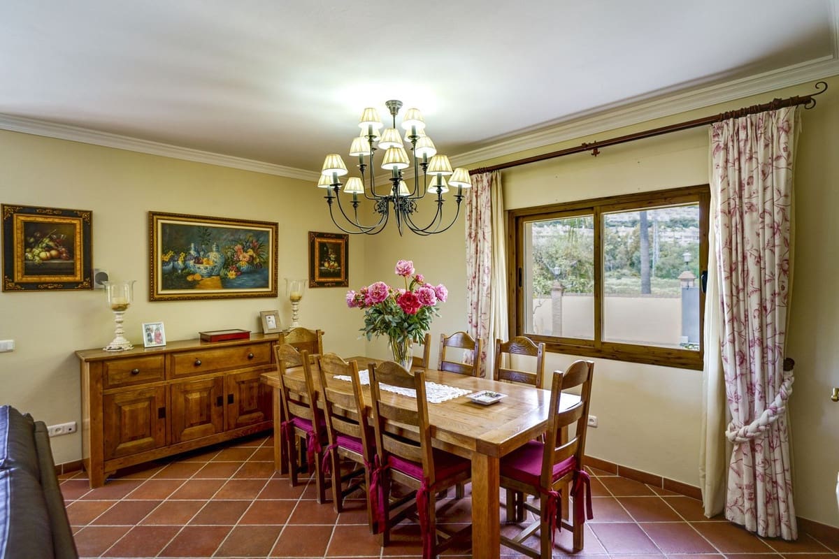 10 sypialnia Willa na sprzedaż w La Quinta - 3 830 000 € (Ref: 9380641)