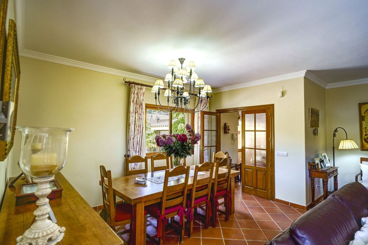 10 sypialnia Willa na sprzedaż w La Quinta - 3 830 000 € (Ref: 9380641)