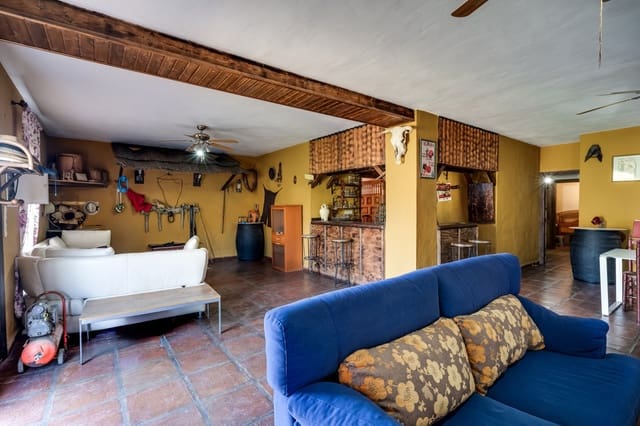 8 slaapkamer Finca/Landhuis te koop in Monda - € 429.990 (Ref: 9380642)