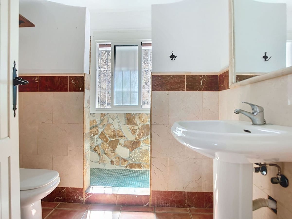 2 slaapkamer Villa te koop in Coin - € 275.000 (Ref: 9380643)